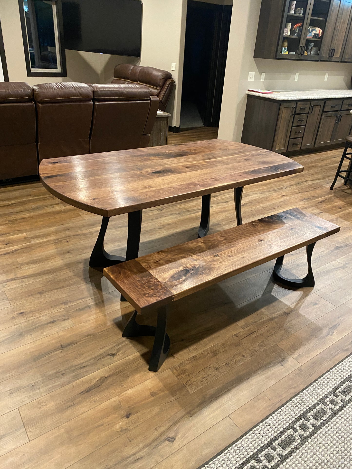 The Sunny Table
